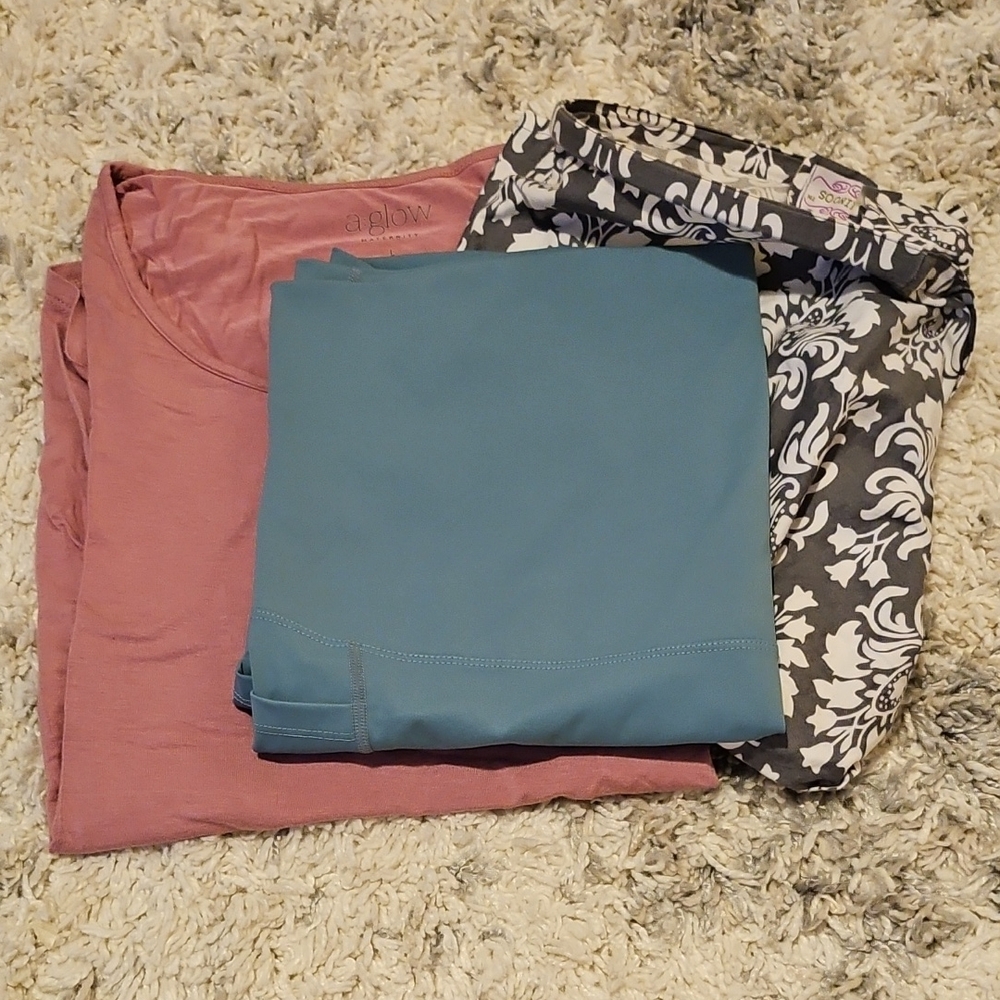 a:glow Maternity Top, Maternity Workout Shorts, and Breastfeeding Cover, Large